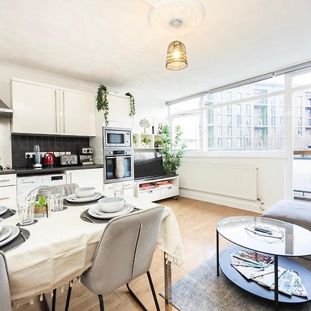 Trendy 4 Bed Apartment Near Vibrant Shoreditch W Balcony And Walking Distance To Tube London Exterior foto