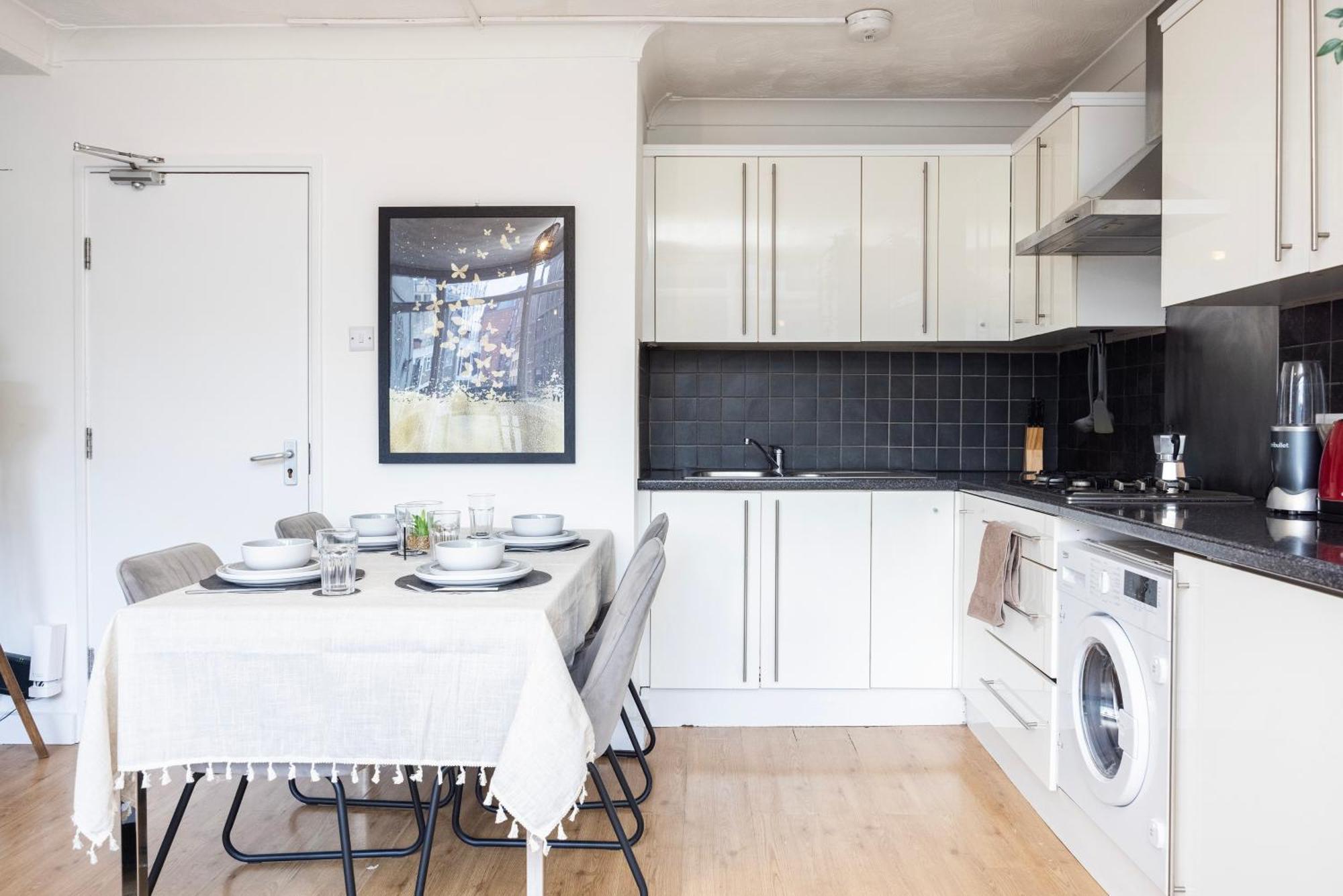 Trendy 4 Bed Apartment Near Vibrant Shoreditch W Balcony And Walking Distance To Tube London Exterior foto