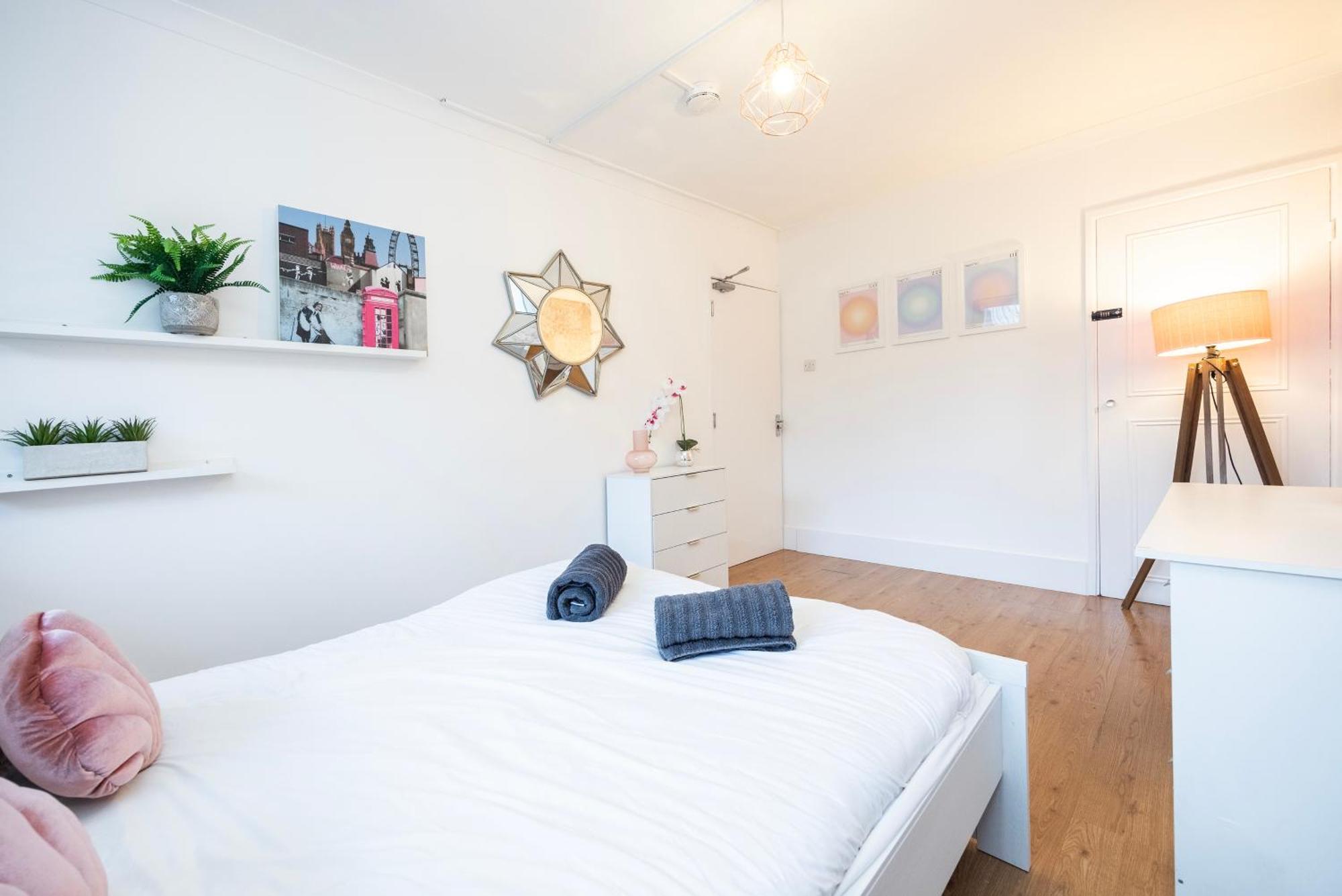 Trendy 4 Bed Apartment Near Vibrant Shoreditch W Balcony And Walking Distance To Tube London Exterior foto