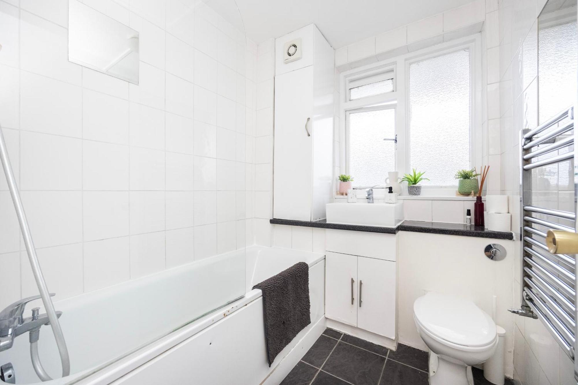 Trendy 4 Bed Apartment Near Vibrant Shoreditch W Balcony And Walking Distance To Tube London Exterior foto
