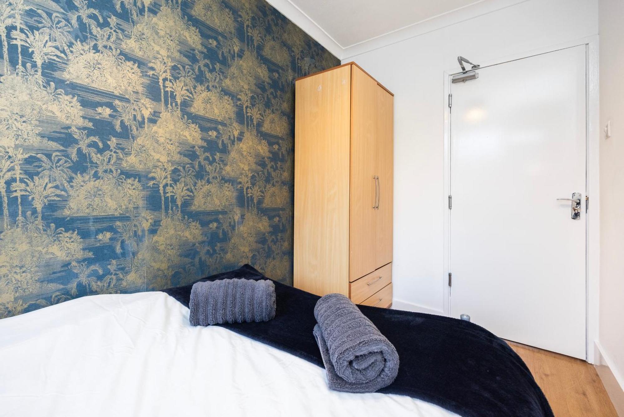 Trendy 4 Bed Apartment Near Vibrant Shoreditch W Balcony And Walking Distance To Tube London Exterior foto